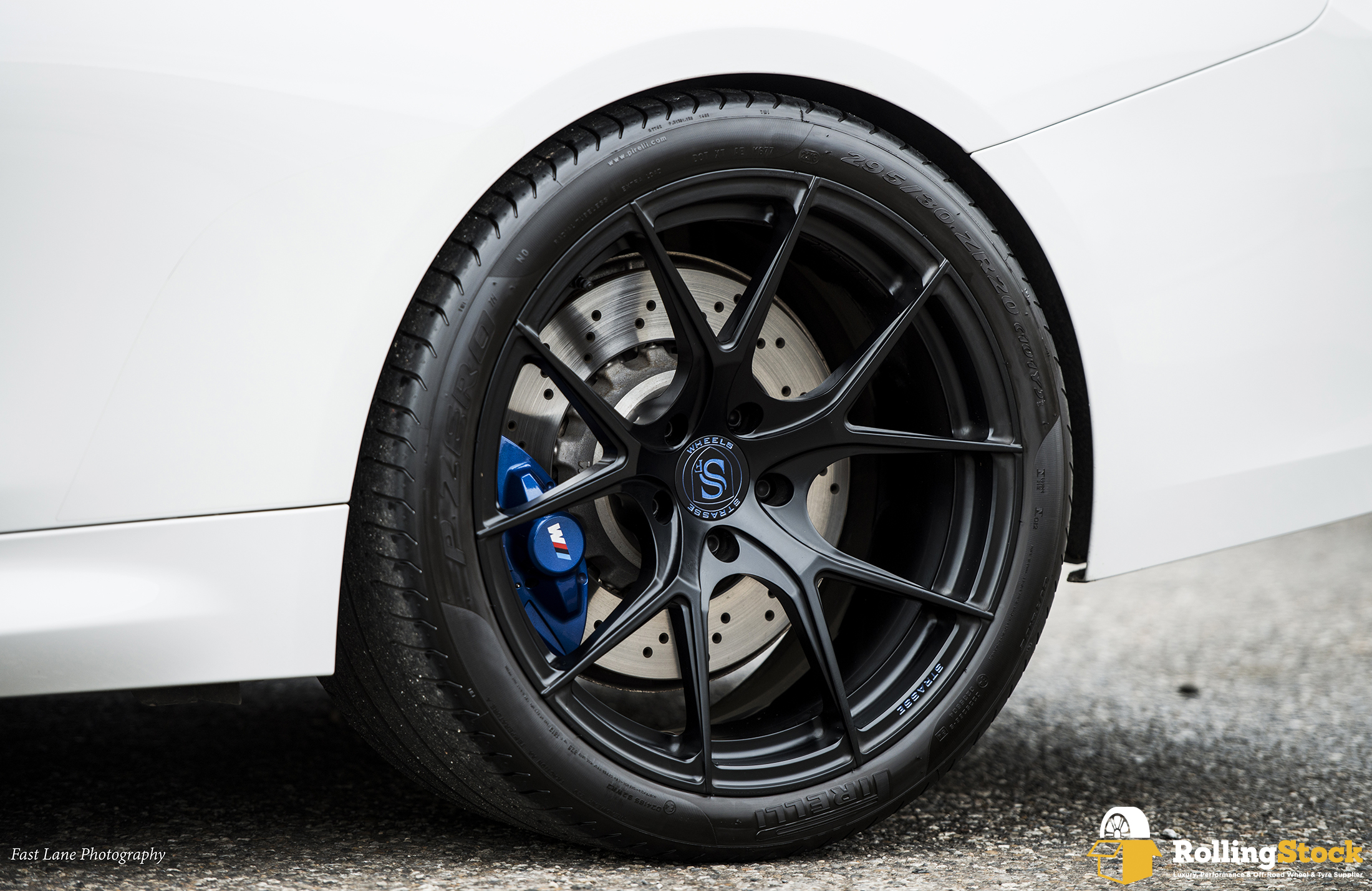 BMW M4 Strasse